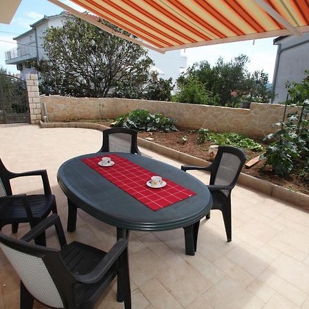 Apartmani Petra โตรกีร์ ภายนอก รูปภาพ